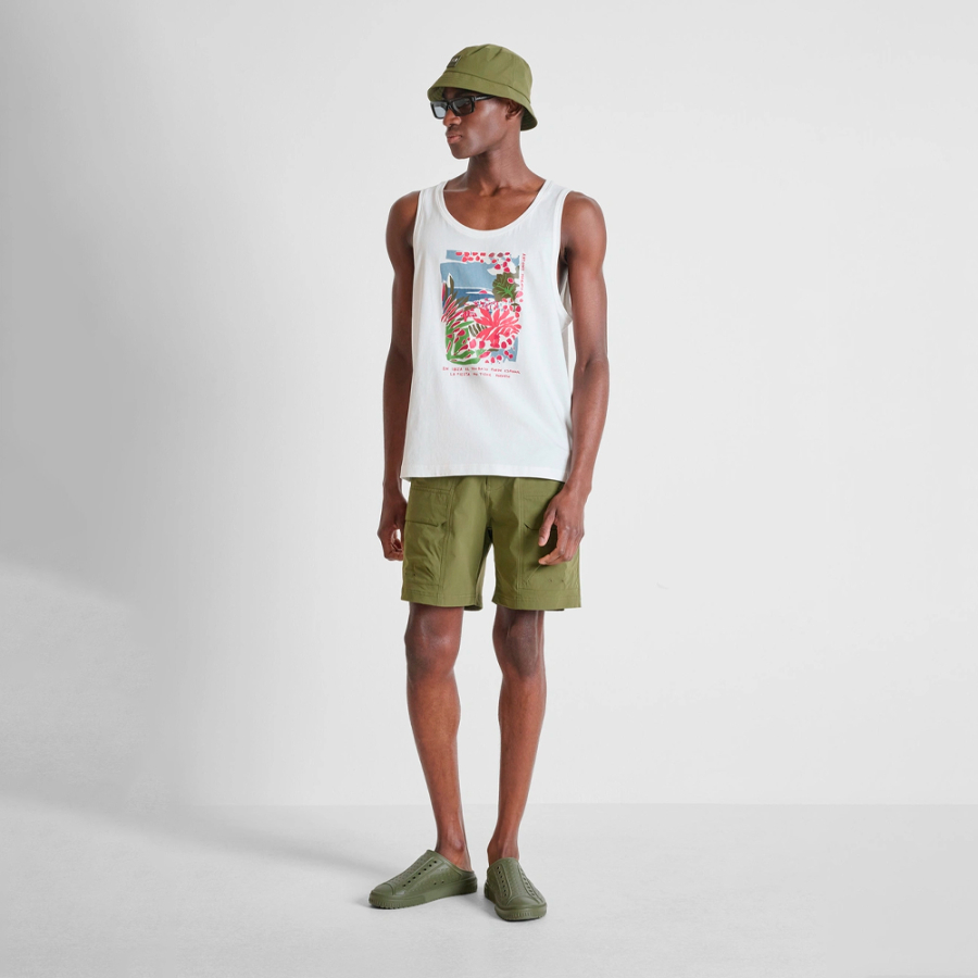 camiseta-estampada-de-moda-praia-com-corte-regular camiseta-estampada-de-moda-praia-com-corte-regular