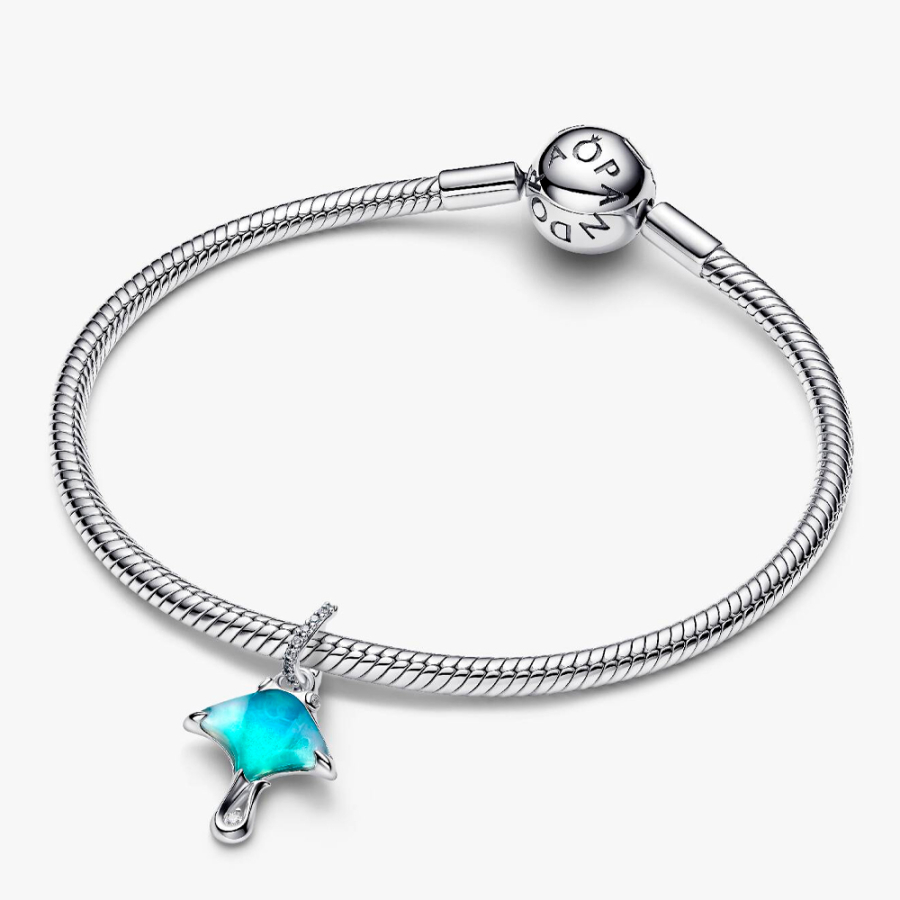manta-ray-pendant-charm-794685c01