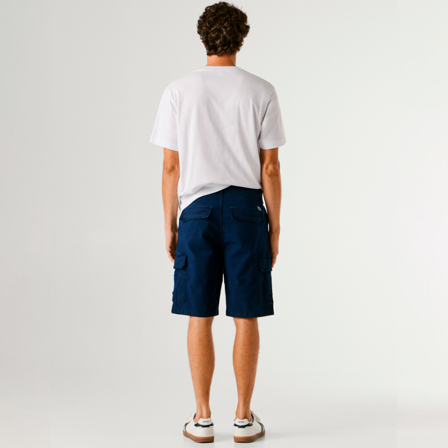 bermudas-cargo-de-corte-regular bermudas-cargo-de-corte-regular