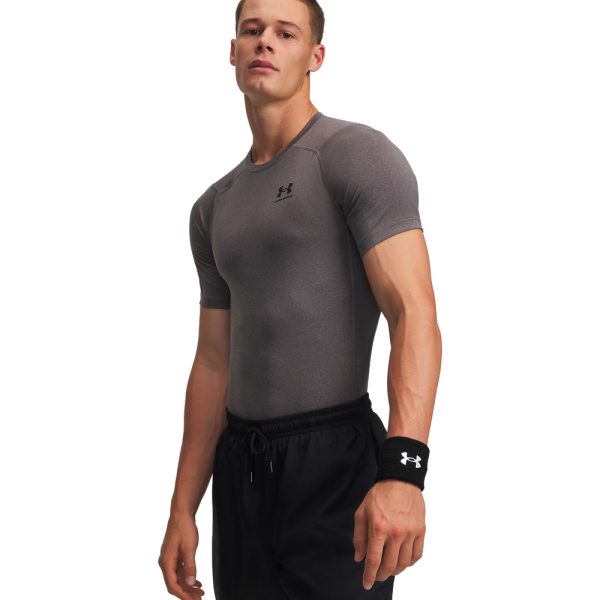 Under Armour Vtements de sport Gris - T-shirt manches courtes HeatGear - S - Ref 44 €