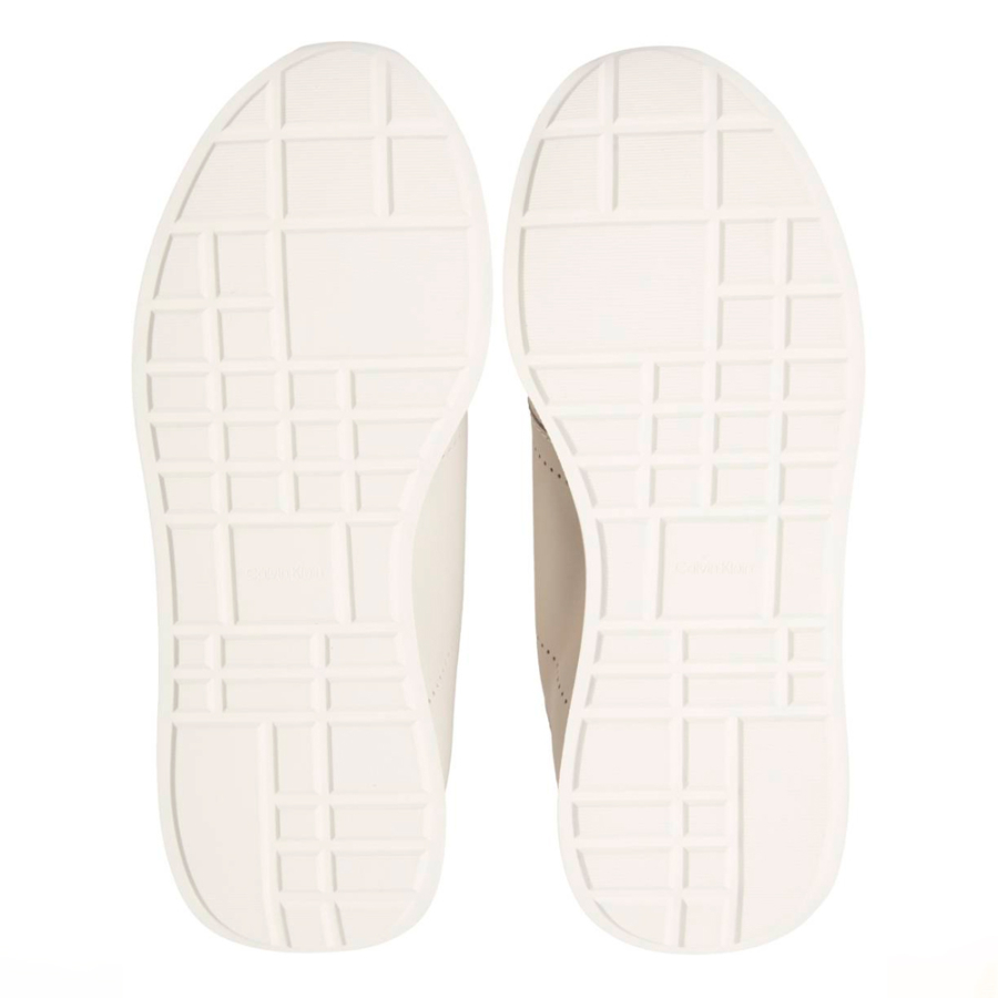 tenis-retro-runner-com-remendo-na-meia tenis-retro-runner-com-remendo-na-meia