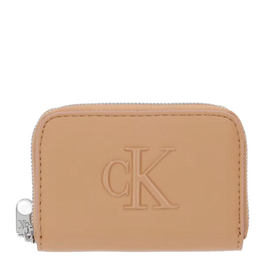 cartera-con-cremallera-y-monograma