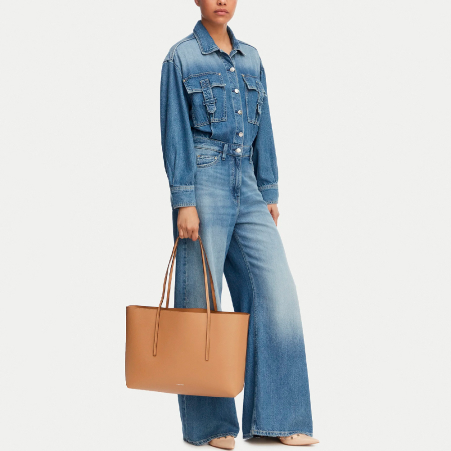 sua-bolsa-tote-com-logotipo-metalizado sua-bolsa-tote-com-logotipo-metalizado