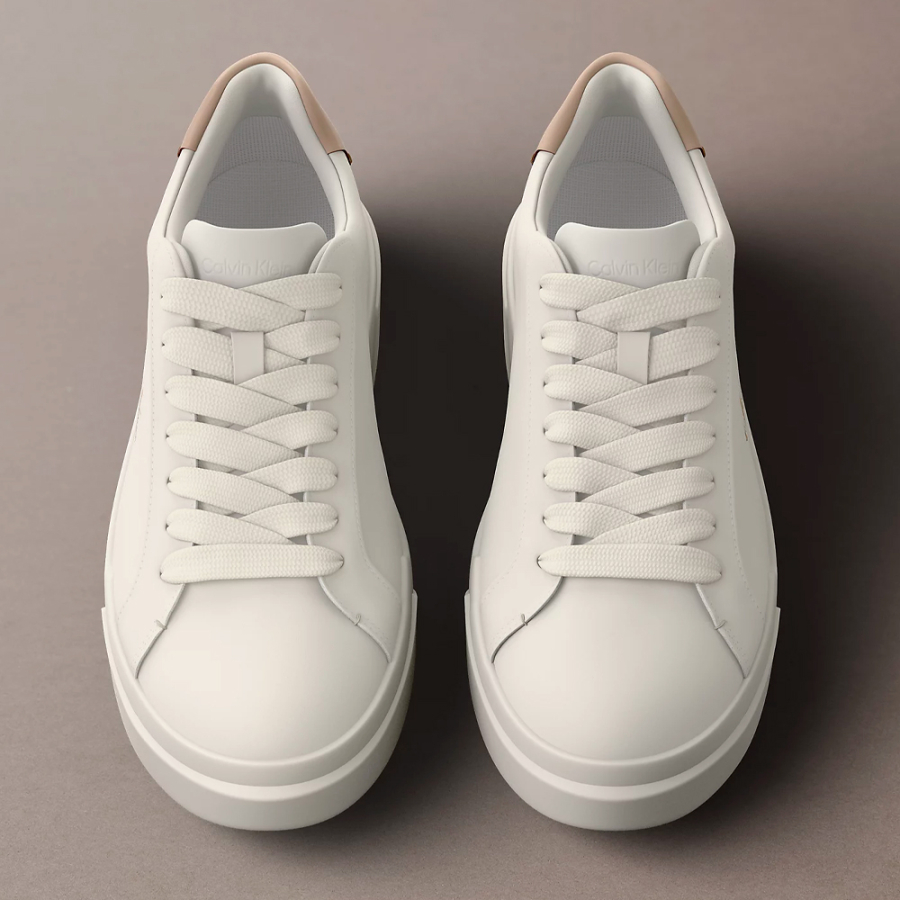 tenis-de-couro-com-logotipo-diferenciado