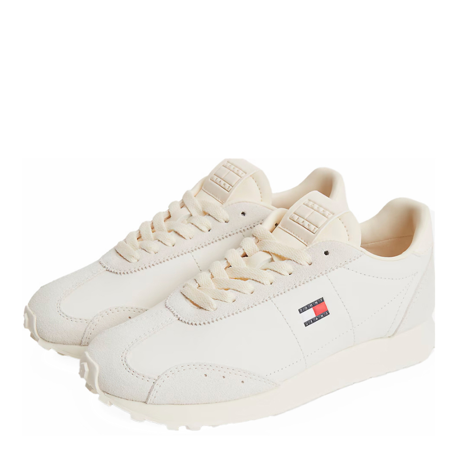 retro-runner-archive-shoe