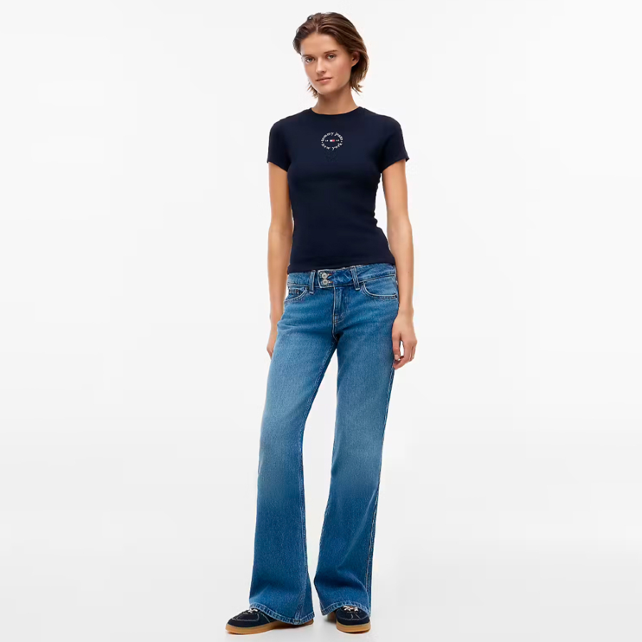 t-shirt-slim-essential-con-logo2