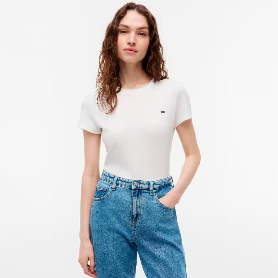 camiseta-slim-c-neck