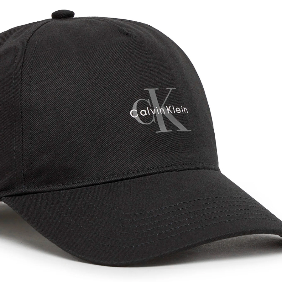 cappello-da-baseball-con-stampa-monologo cappello-da-baseball-con-stampa-monologo