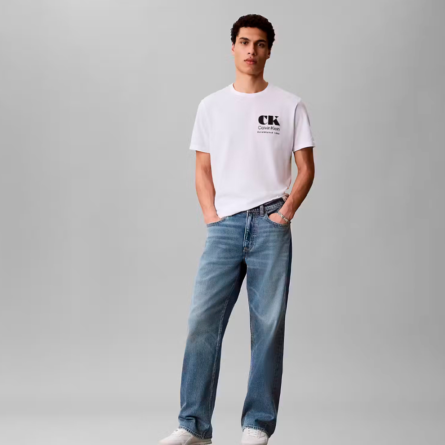 camiseta-com-estampa-de-resort