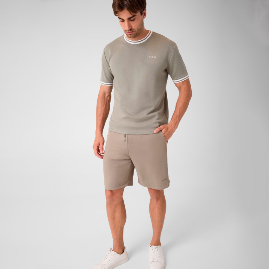 shorts-con-bandas-laterales