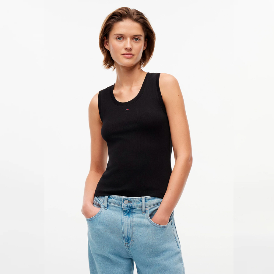 camiseta-slim-acanalada-de-cuello-redondo-amplio