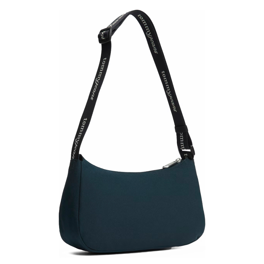 essential-daily-shoulder-bag essential-daily-shoulder-bag