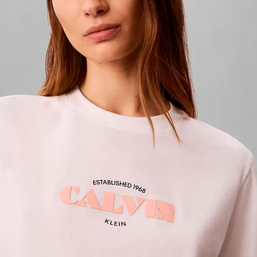 t-shirt-con-logo-del-classico-resort