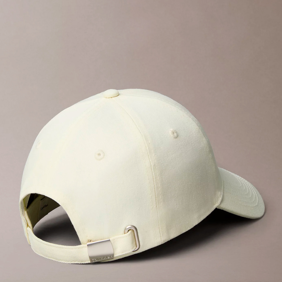 gorra-de-sarga-con-logo-monograma-bordado gorra-de-sarga-con-logo-monograma-bordado