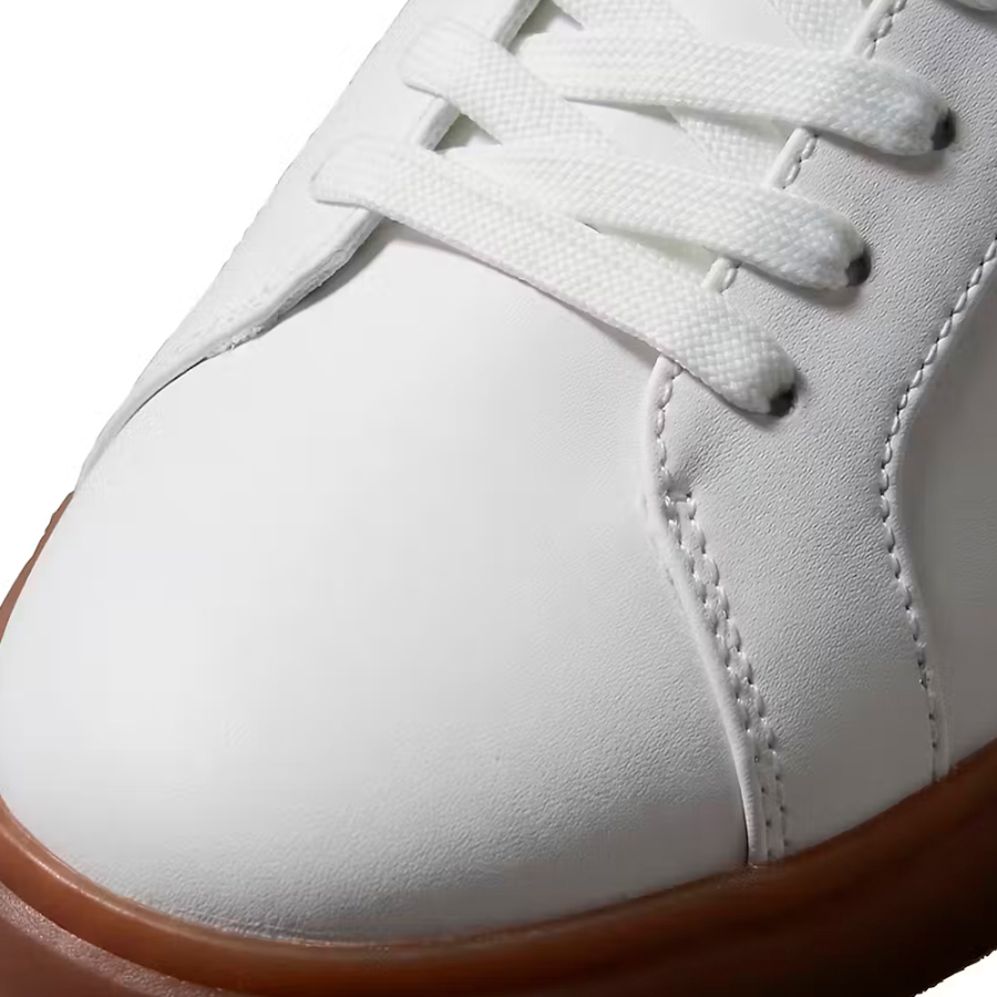 zapatillas-de-piel-con-logo-distintivo