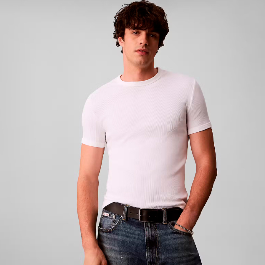 camiseta-rib-slim-woven-label