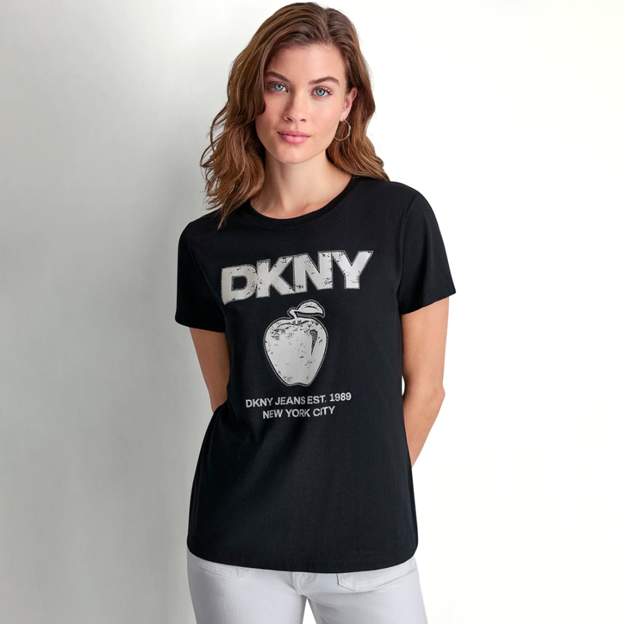 camiseta-com-logotipo-de-maca-grande-em-strass