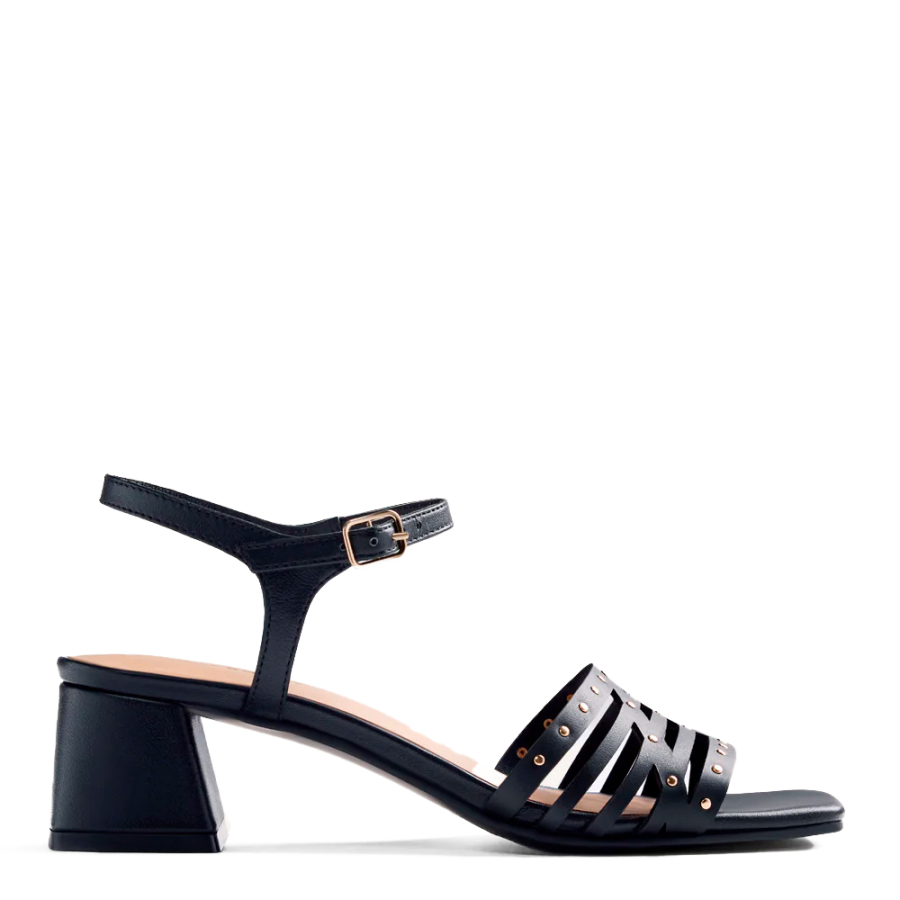 sandalias-tacon-piel-y-tachas-bais sandalias-tacon-piel-y-tachas-bais