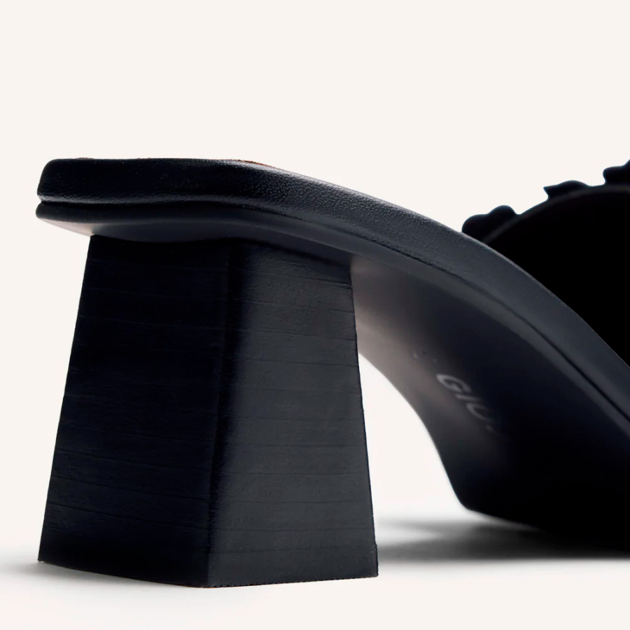 sandales-mules-en-cuir-a-fleurs-tangub