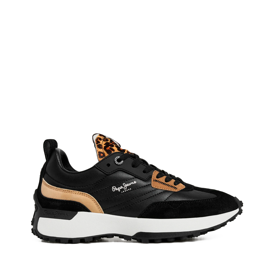 zapatillas-con-detalles-en-ante-con-piel