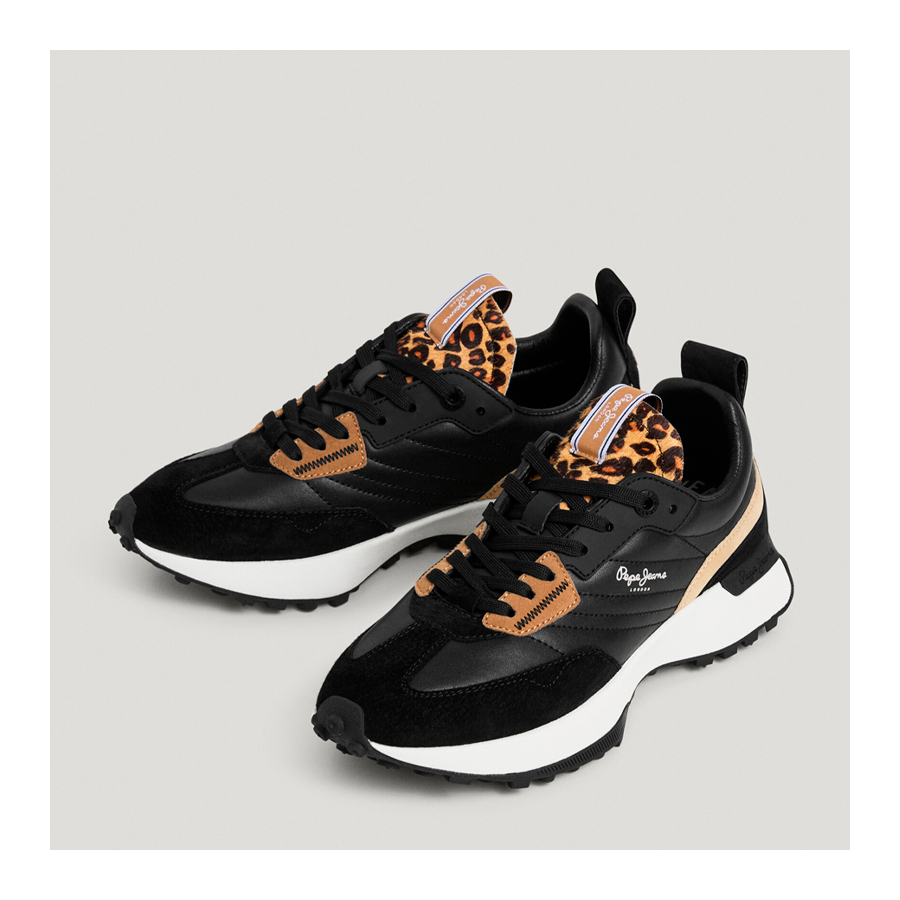 tenis-com-detalhes-em-camurca-e-couro