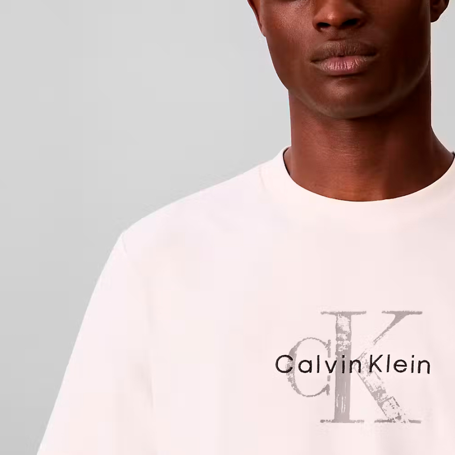 t-shirt-con-logo-effetto-antiscuto t-shirt-con-logo-effetto-antiscuto