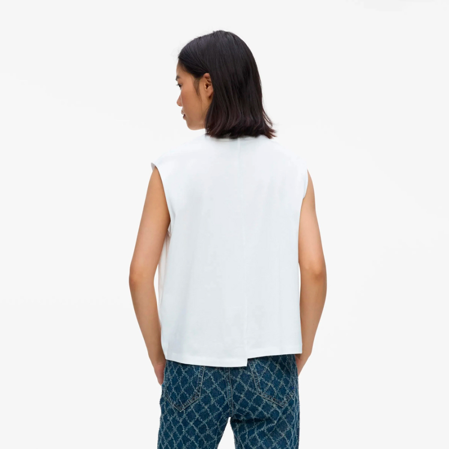 top-with-stitching-detail top-with-stitching-detail