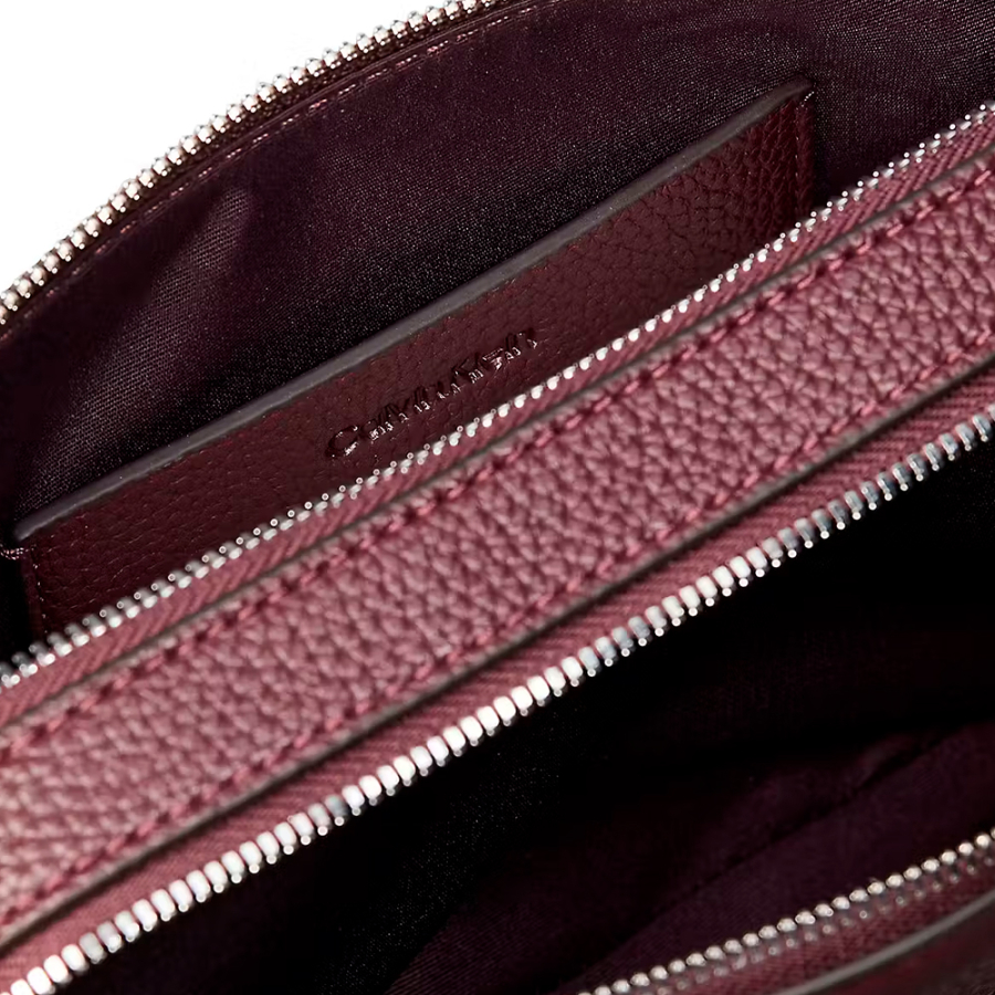bolso-camara-con-correa-con-logo bolso-camara-con-correa-con-logo