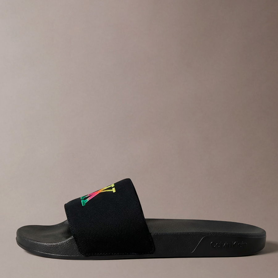 contoured-canvas-flip-flops-with-logo contoured-canvas-flip-flops-with-logo