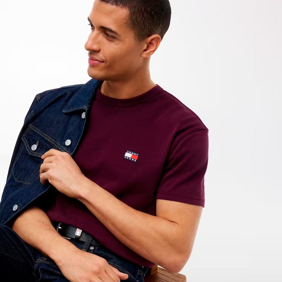 crew-neck-t-shirt-with-tonal-patch
