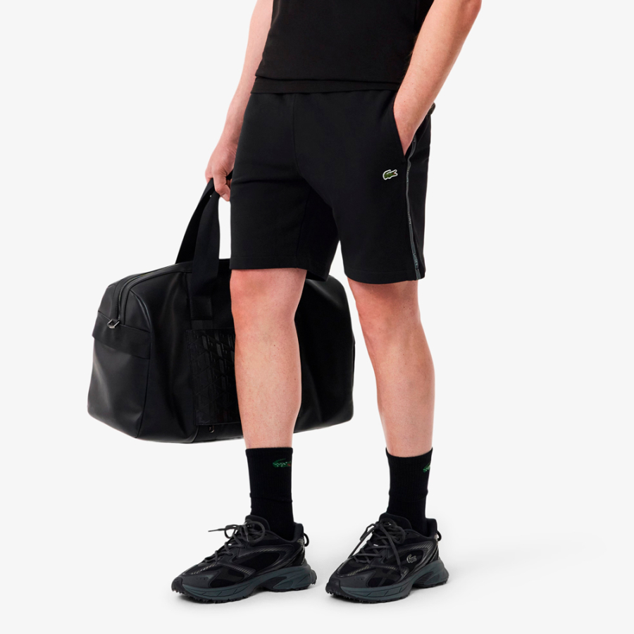 shorts-in-regularer-passform-mit-logostreifen