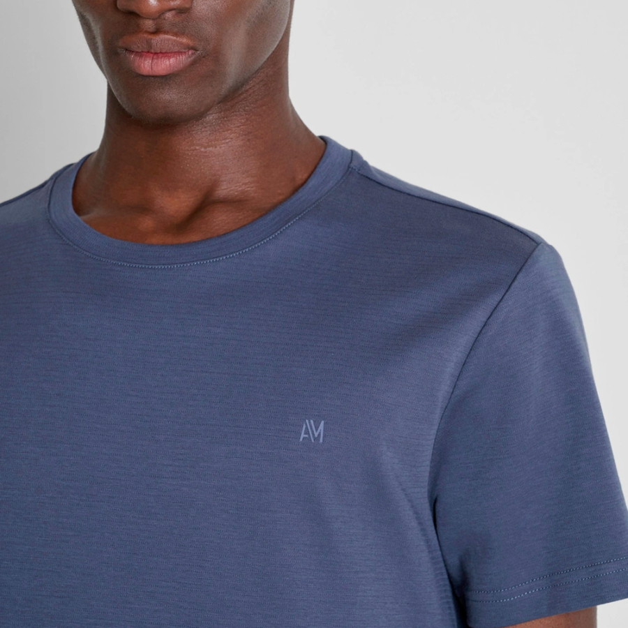 camiseta-regular-fit-con-logo-plata-mate camiseta-regular-fit-con-logo-plata-mate