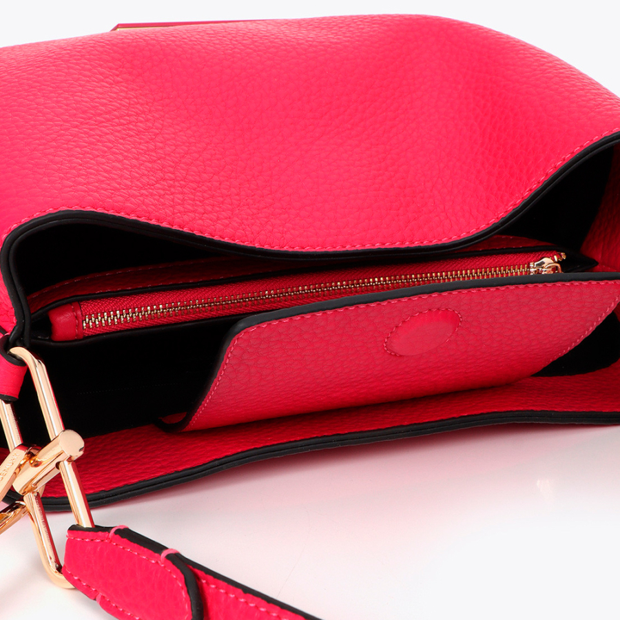 bolso-shopper-con-logo-a-tono bolso-shopper-con-logo-a-tono