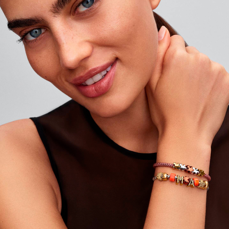 charm-mini-abelha-laranja-794903c01