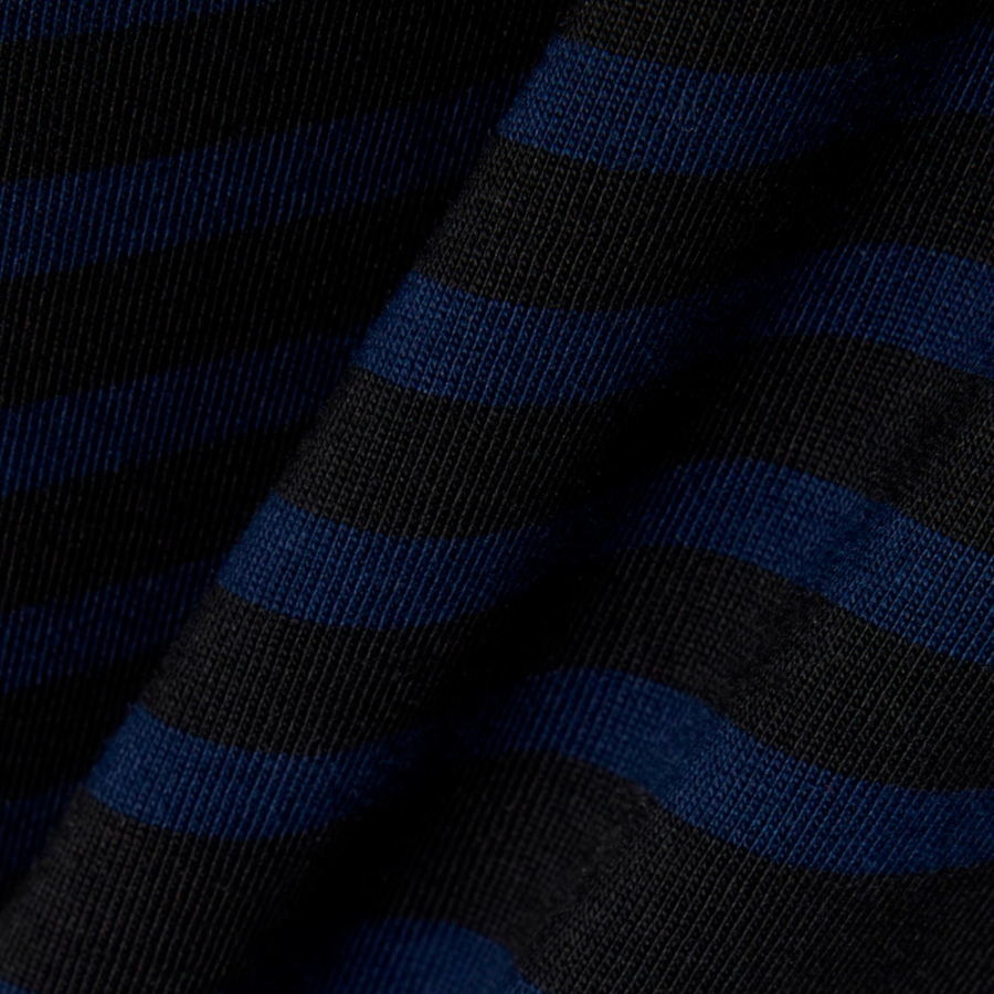 camiseta-de-malha-listrada-em-blocos-de-cores