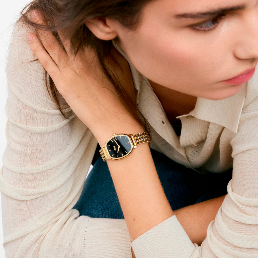 reloj-analogico-con-brazalete-de-acero-dorado-y-onix-osier-mini