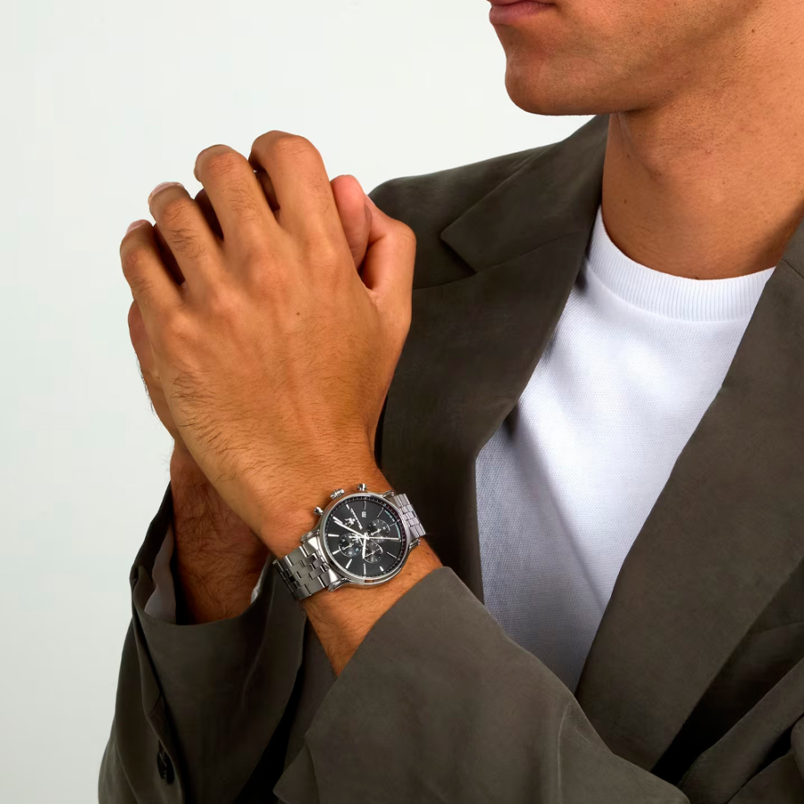 vintage-uhr-r8873618037