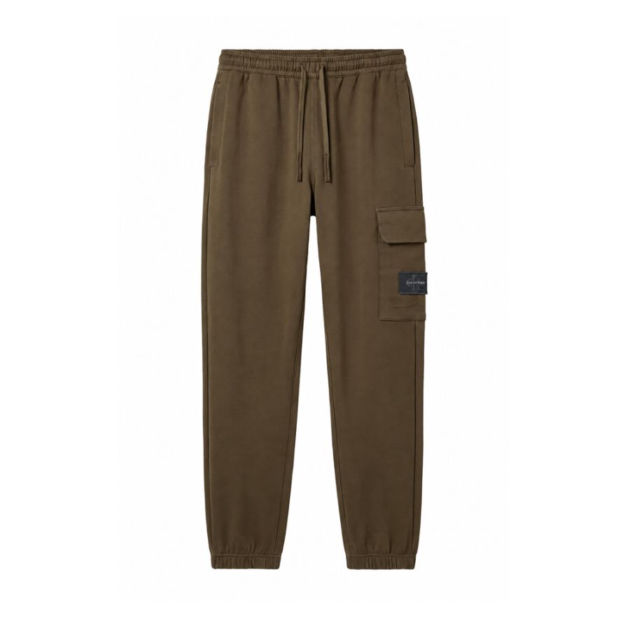 ck-pant-lv04rj204g-li1-txxs-eu-350terry-badge-jogger-olive-night ck-pant-lv04rj204g-li1-txxs-eu-350terry-badge-jogger-olive-night