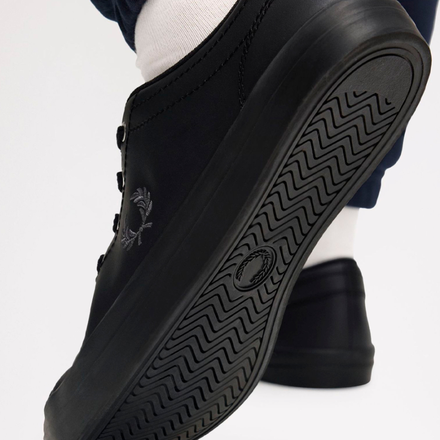 zapatilla-baseline-leather