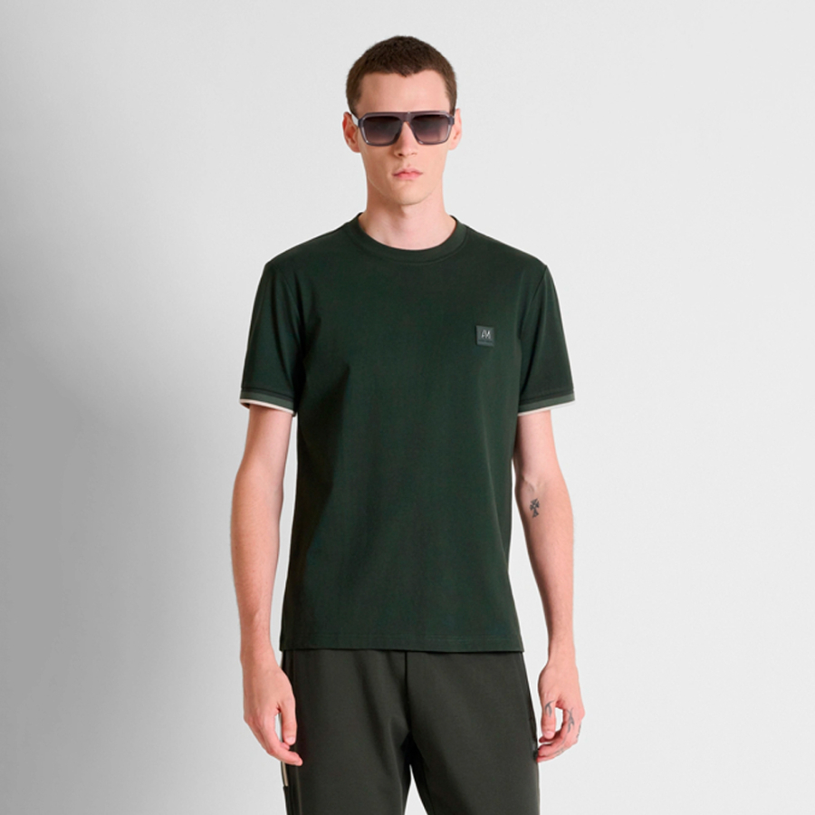 regular-fit-t-shirt-with-patch-and-logo