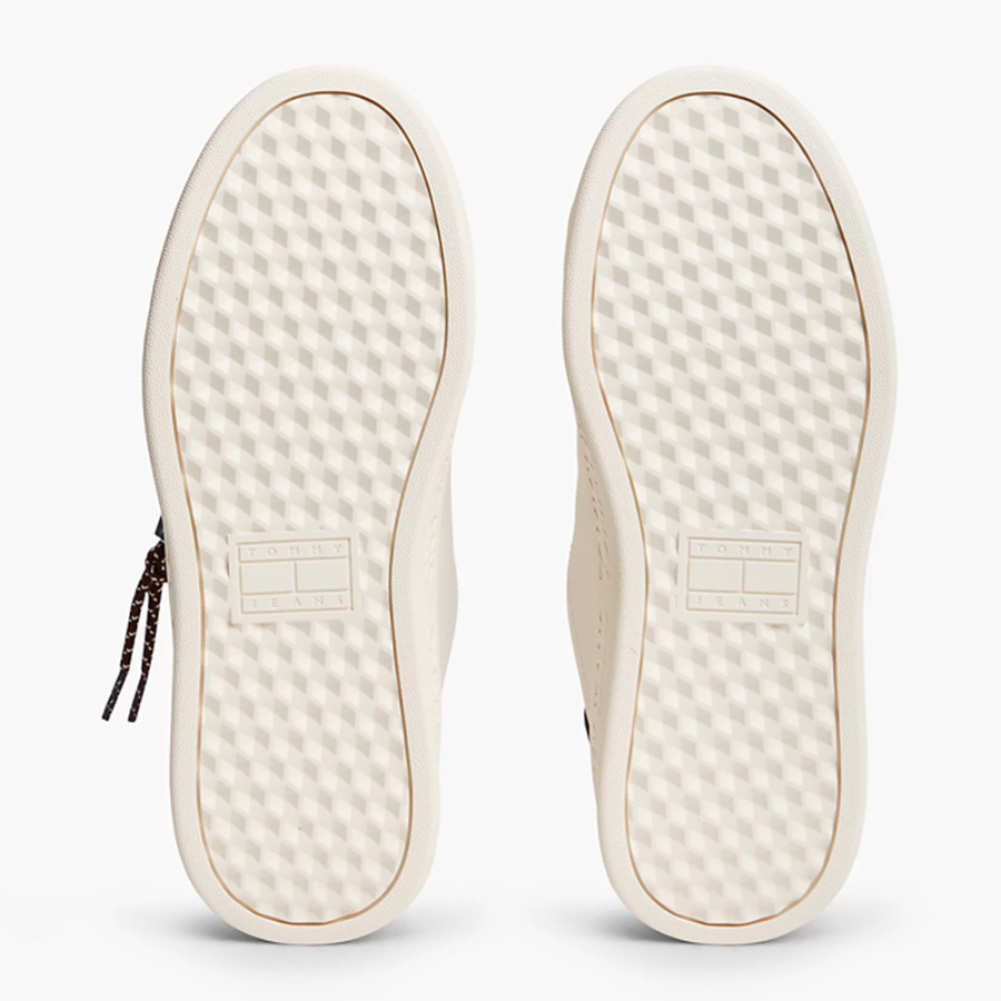 zapatillas-de-tenis-en-piel-con-logo