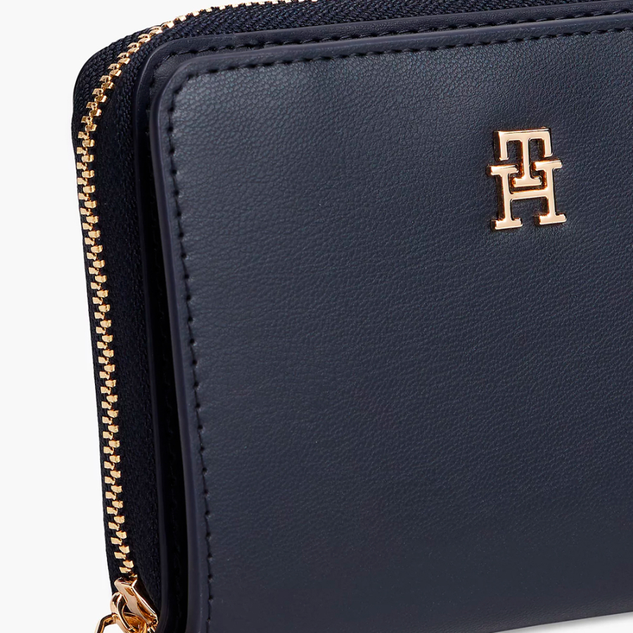cartera-hilfiger-icon-con-solapa-y-cremallera