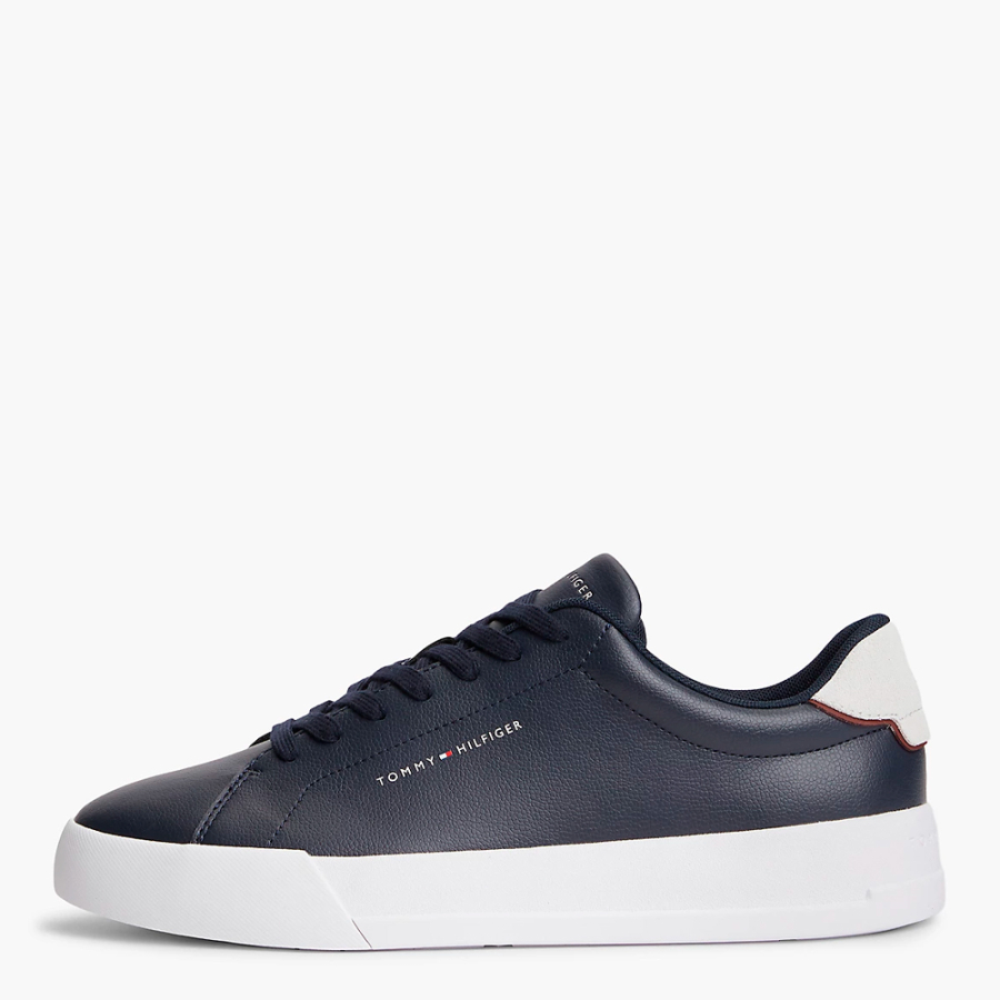 zapatillas-de-tenis-con-talon-a-contraste-en-piel