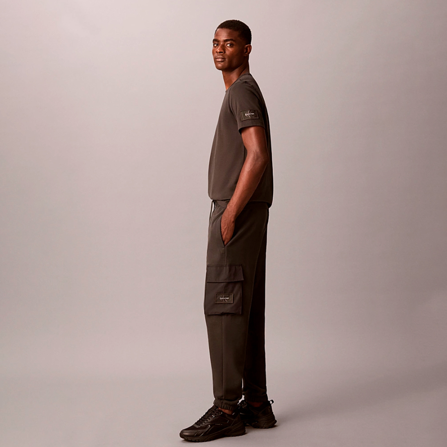utility-jogger-pants-with-logo