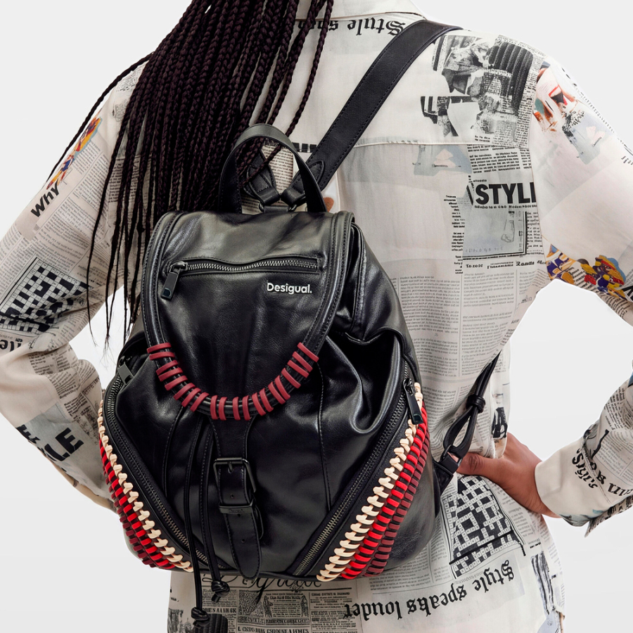 mochila-bordados-pequeno