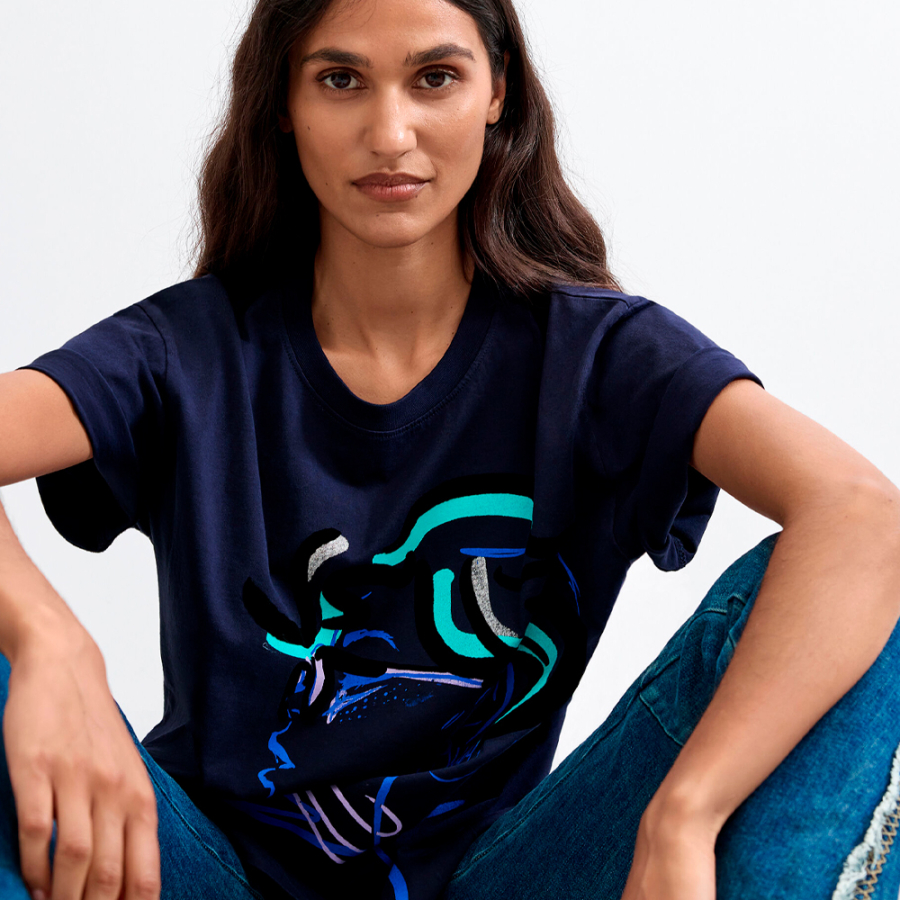 face-printed-t-shirt face-printed-t-shirt
