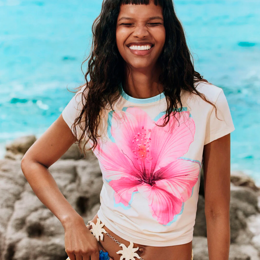 t-shirt-con-stampa-floreale t-shirt-con-stampa-floreale