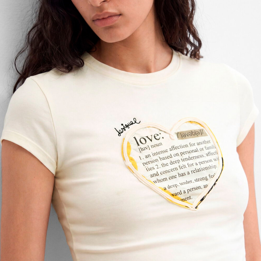 t-shirt-with-printed-message