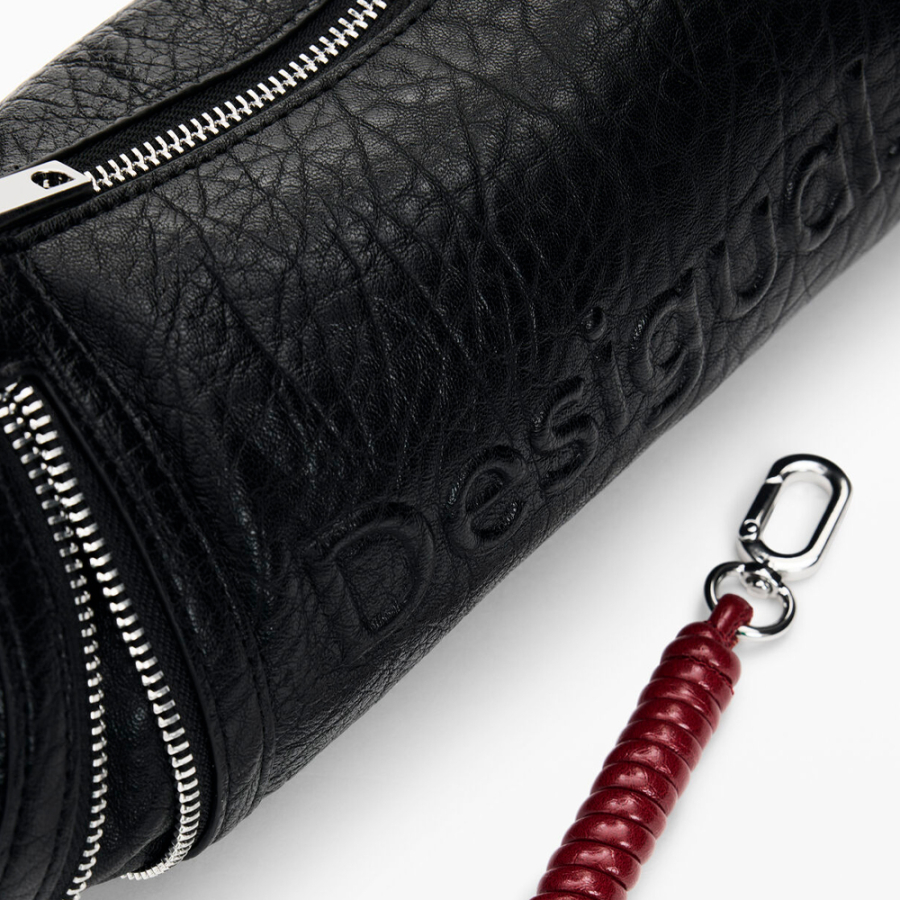 mittelgrosse-handtasche-aus-kunstleder mittelgrosse-handtasche-aus-kunstleder