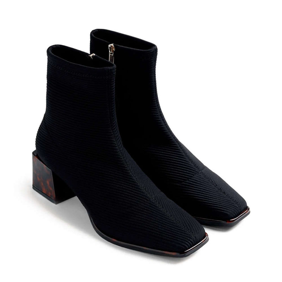 elastic-boots elastic-boots